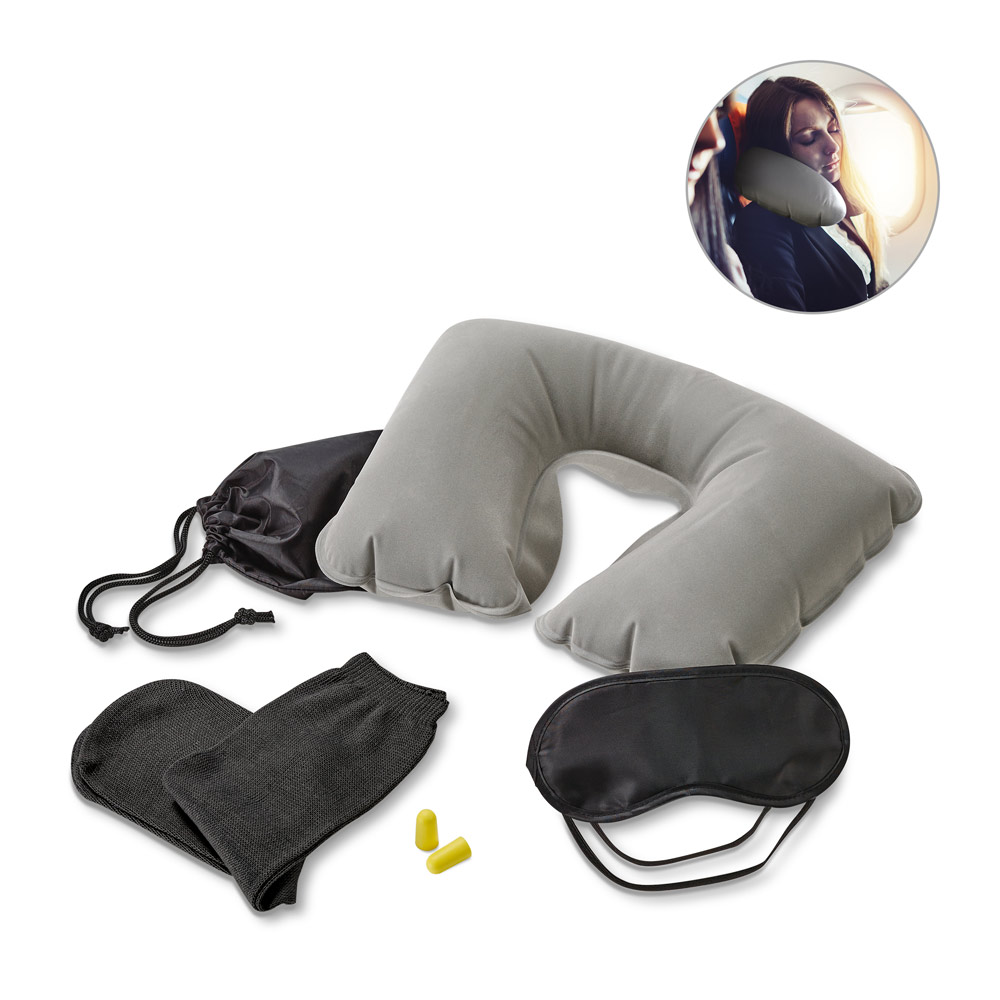 98197_set.jpg
