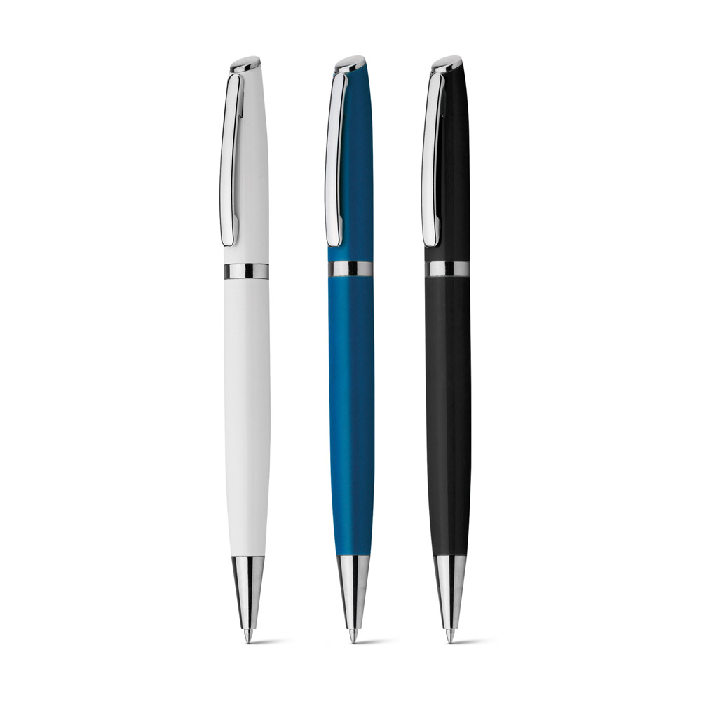 81190_set.jpg
